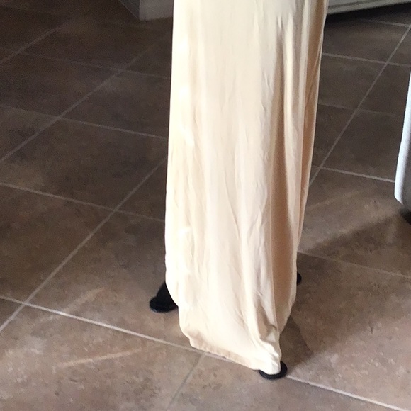 Danielle Bernstein maxi dress, straps are adjustable, light tan color, size XXL - Picture 4 of 7